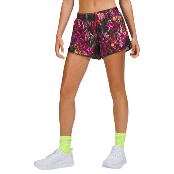 Lululemon Hotty Hot Low Rise Short 4" Hyper Flow Pink Multi / Black - Picture 3 of 7